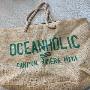 Cute tote for the beach or pool or travel. Used gently once.